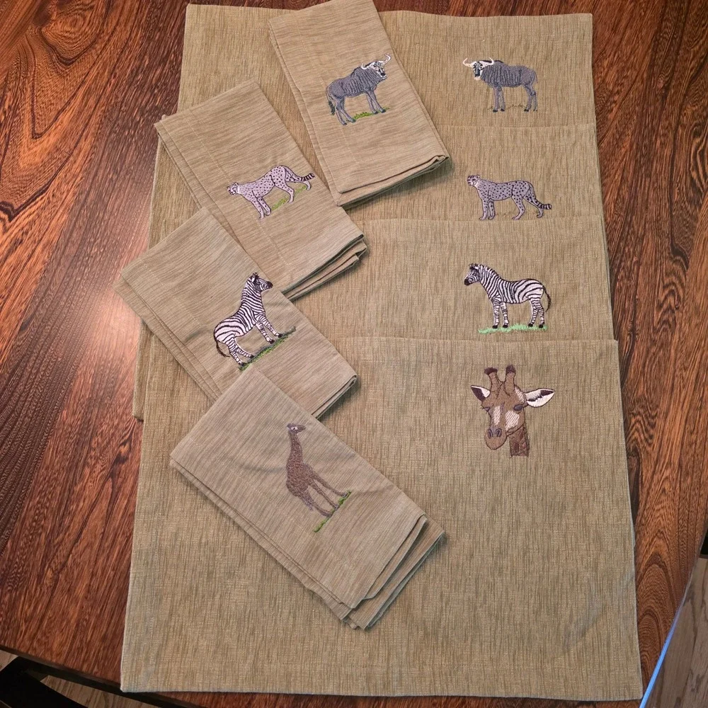 African Safari Embroidered Placemats & Napkins Set of 8 Sage Green Giraffe Zebra